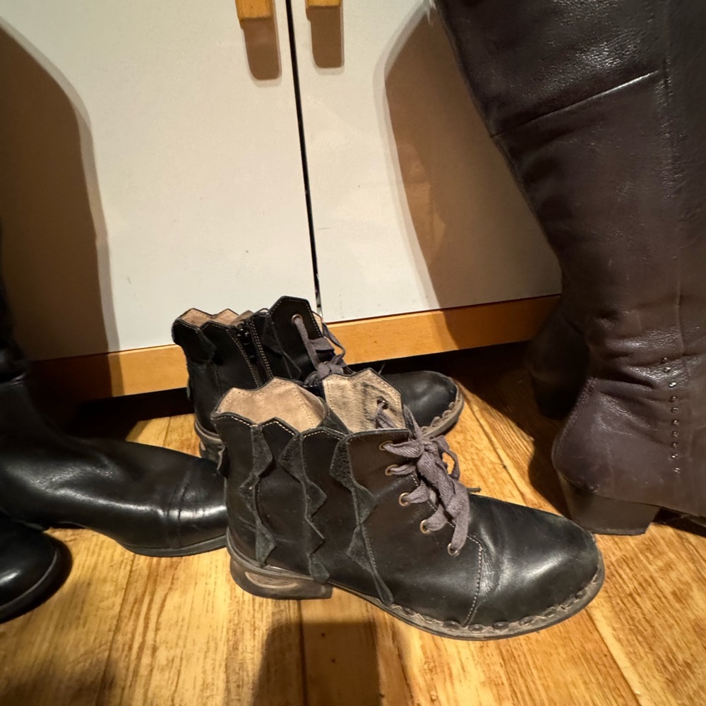 Black Leather Combat